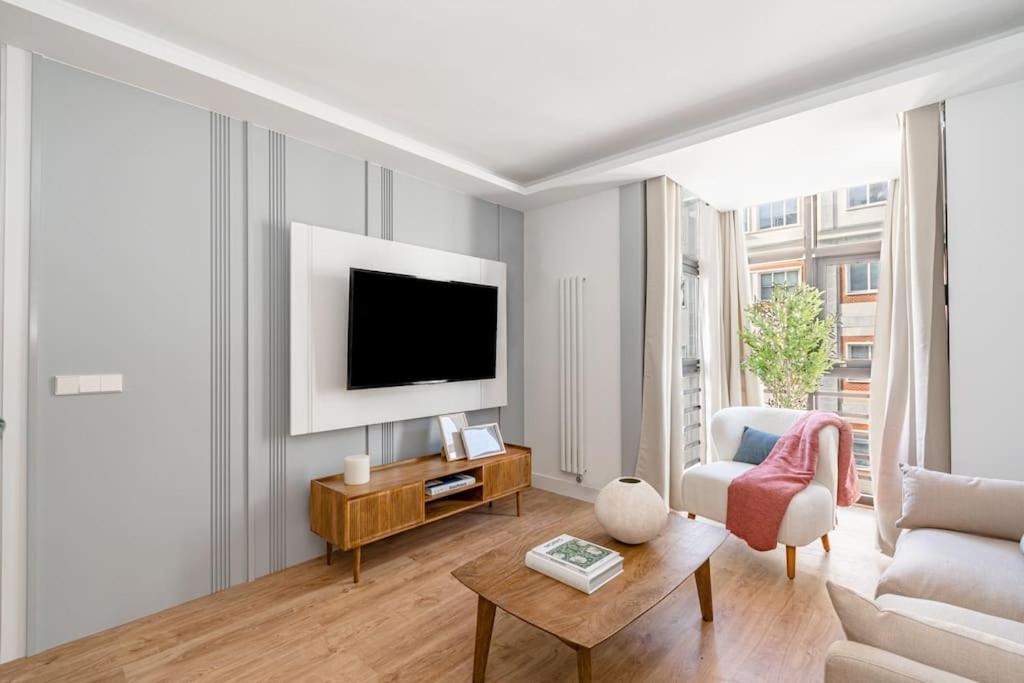Appartement Gran Via VI Calle Jacometrezo 2Br 2Bh à Madrid Extérieur photo